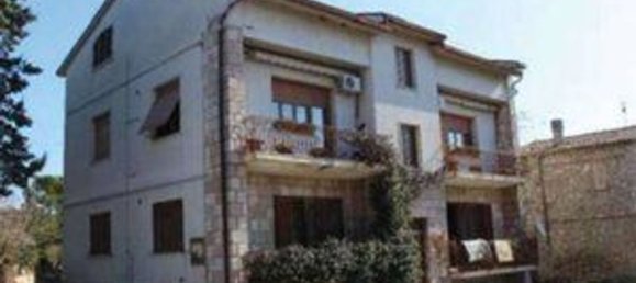 7 bedrooms Villa in Gualdo Cattaneo, Italy No. 378101 22