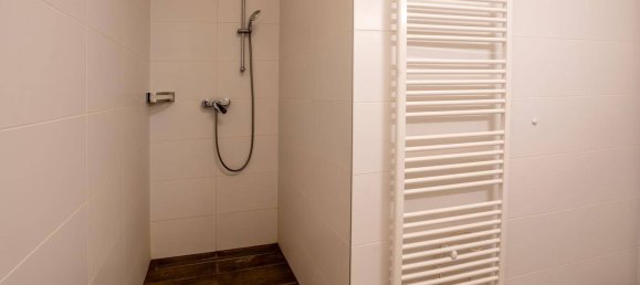 Apartamento de 1 dormitorio en Maria Worth, Austria No. 145402 5