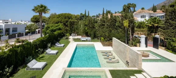 Villa de 6 dormitorios en Marbella, Spain No. 130619 8