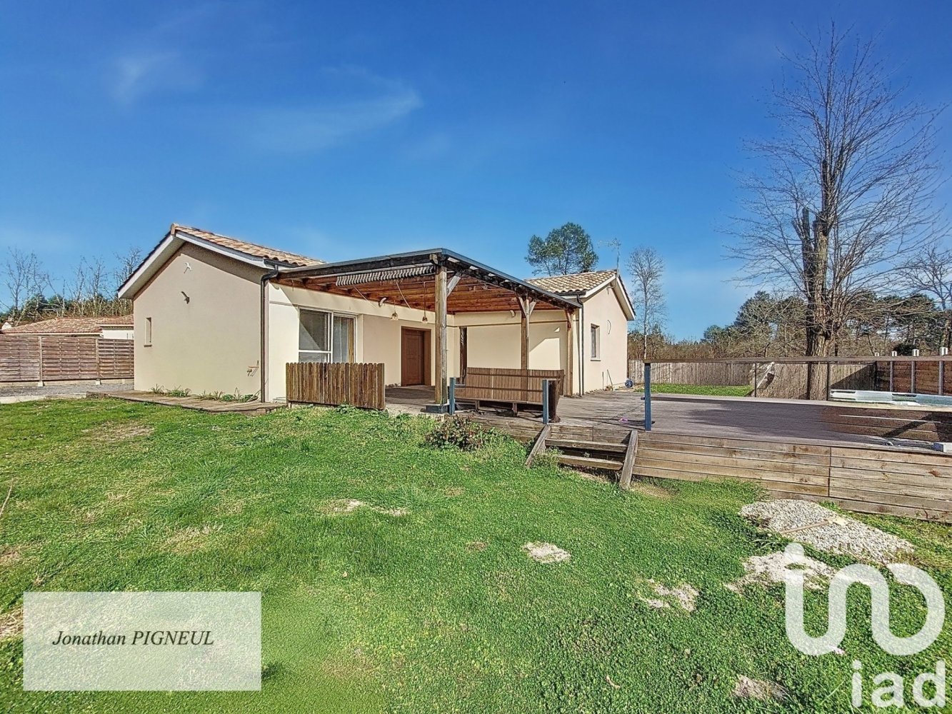 3 bedrooms House in Balizac, France No. 95798