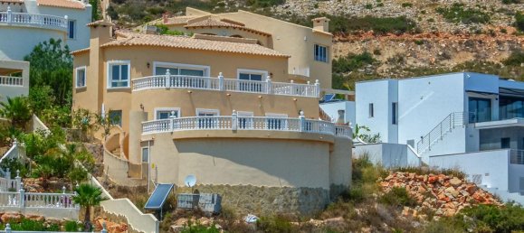 3 bedrooms Villa in Benitachell, Spain No. 13668 3