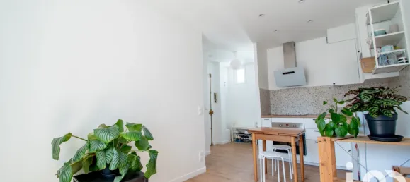 1 bedroom Apartment in Vanves, France No. 321616 4