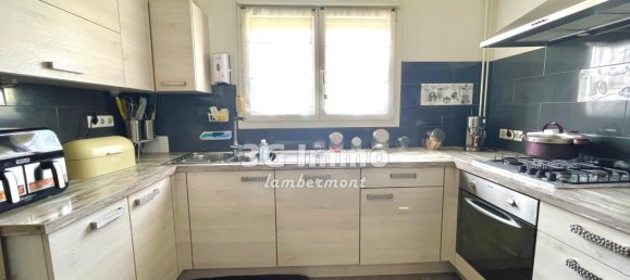 3 bedrooms House in Cosnes-et-Romain, France No. 320641 5