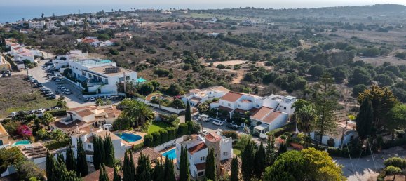 3 bedrooms House in Luz, Portugal No. 138992 46