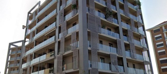 Квартира с 2 комнатами в Лиссоне, Италия № 137229 12