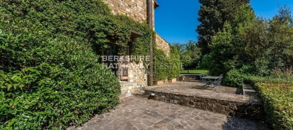 Villa de 4 dormitorios en Florence, Italy No. 238024 21