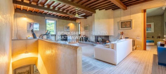 Villa de 4 dormitorios en Florence, Italy No. 238024 8