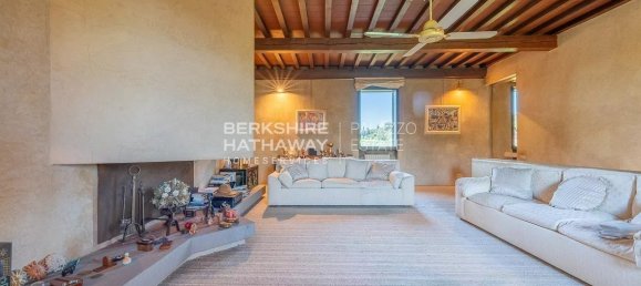 Villa de 4 dormitorios en Florence, Italy No. 238024 10