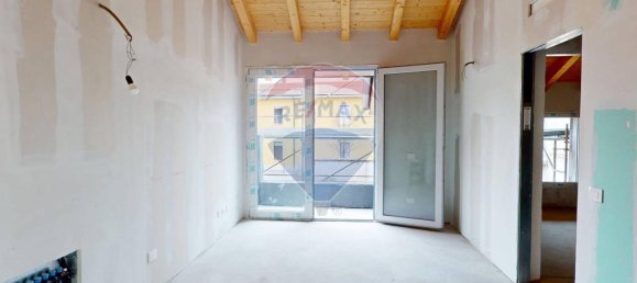 3 rooms Apartment in Brugherio, Italy No. 28183 16