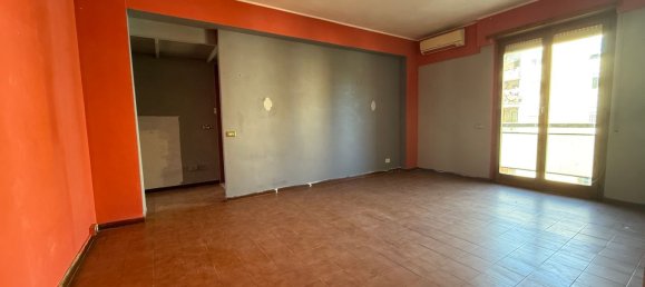3 rooms Apartment in Rome, Italy No. 189074 18