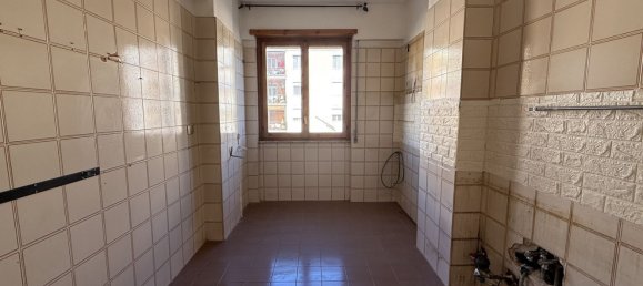 3 rooms Apartment in Rome, Italy No. 189074 17