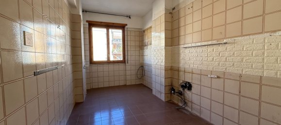 3 rooms Apartment in Rome, Italy No. 189074 5