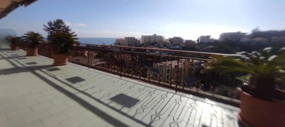 3 rooms Penthouse in Sanremo, Italy No. 165118 4