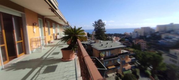 3 rooms Penthouse in Sanremo, Italy No. 165118 5
