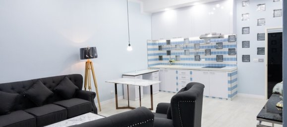 2 bedrooms Condo in Bangkok, Thailand No. 6538 3