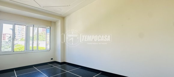 1 Schlafzimmer Wohnung in Genoa, Italy, Nr. 361490 2