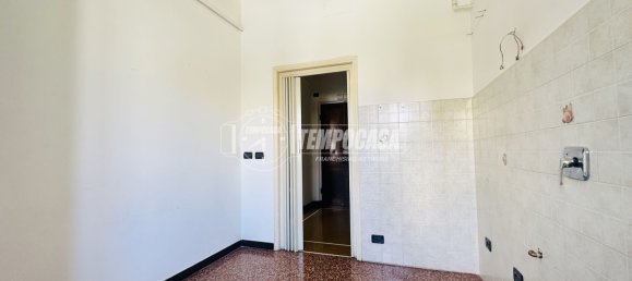 1 Schlafzimmer Wohnung in Genoa, Italy, Nr. 361490 12