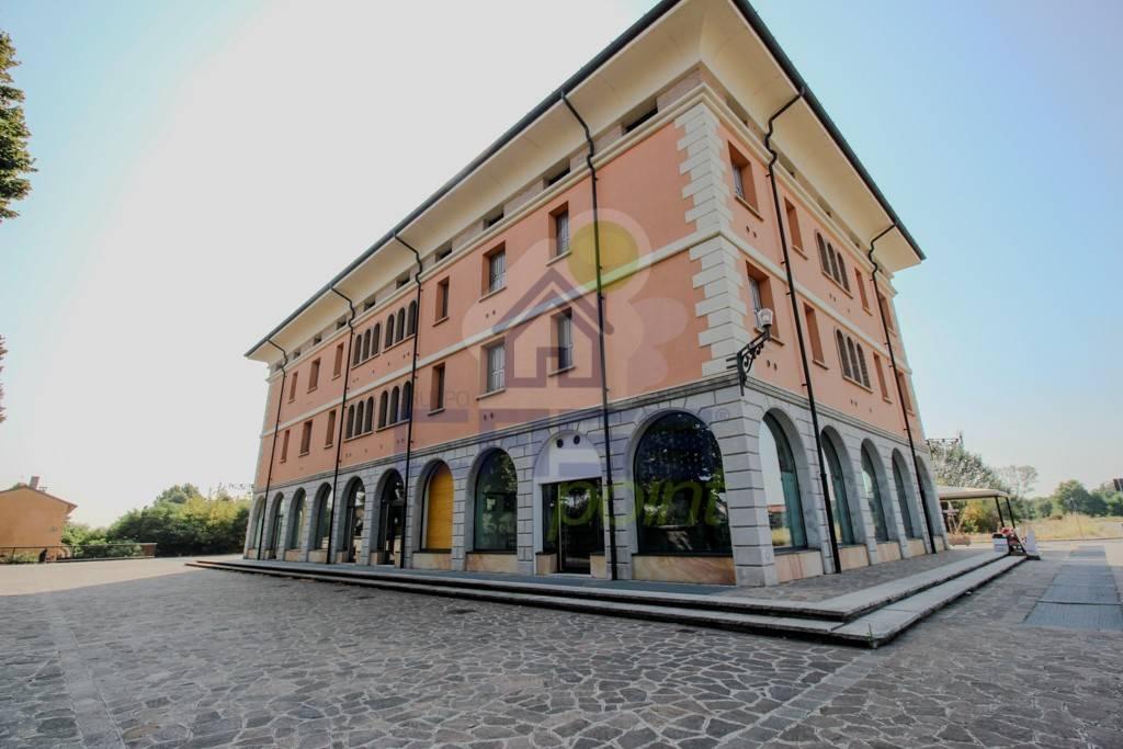 2-salle Appartement à Castiraga Vidardo, Italy No. 30322