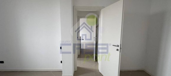 2-salle Appartement à Castiraga Vidardo, Italy No. 30322 7
