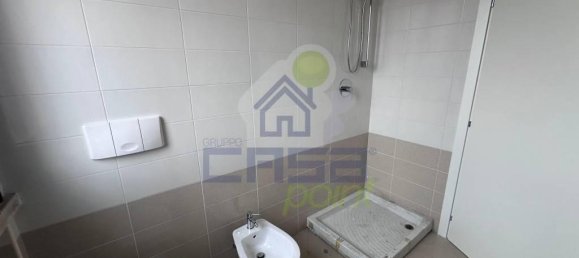 2-salle Appartement à Castiraga Vidardo, Italy No. 30322 9