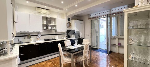 1 bedroom Apartment in Naples, Italy No. 329171 10