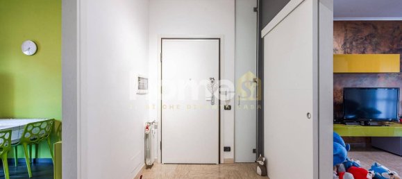 2 Schlafzimmer Wohnung in Modena, Italy, Nr. 371677 11