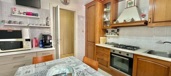 Apartamento de 3 divisões em Melegnano, Italy N.º 291513 12