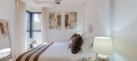 Apartamento de 3 dormitorios en Alicante, Spain No. 144740 32