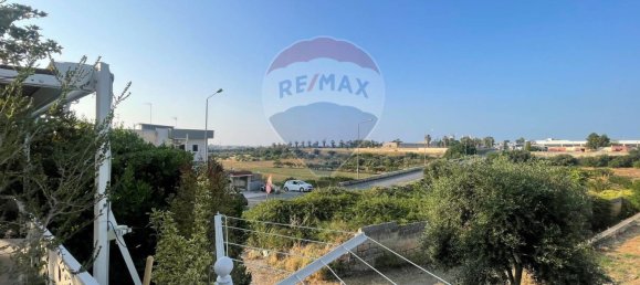 3 bedrooms House in Bari, Italy No. 380096 25