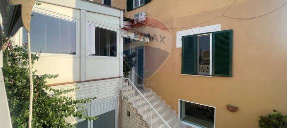 3 bedrooms House in Bari, Italy No. 380096 28