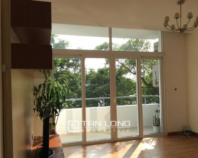 Квартира с 2 спальнями в Бадинь, Вьетнам № 2825