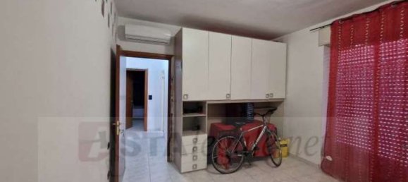 3 rooms Apartment in Busto Arsizio, Italy No. 9756 12