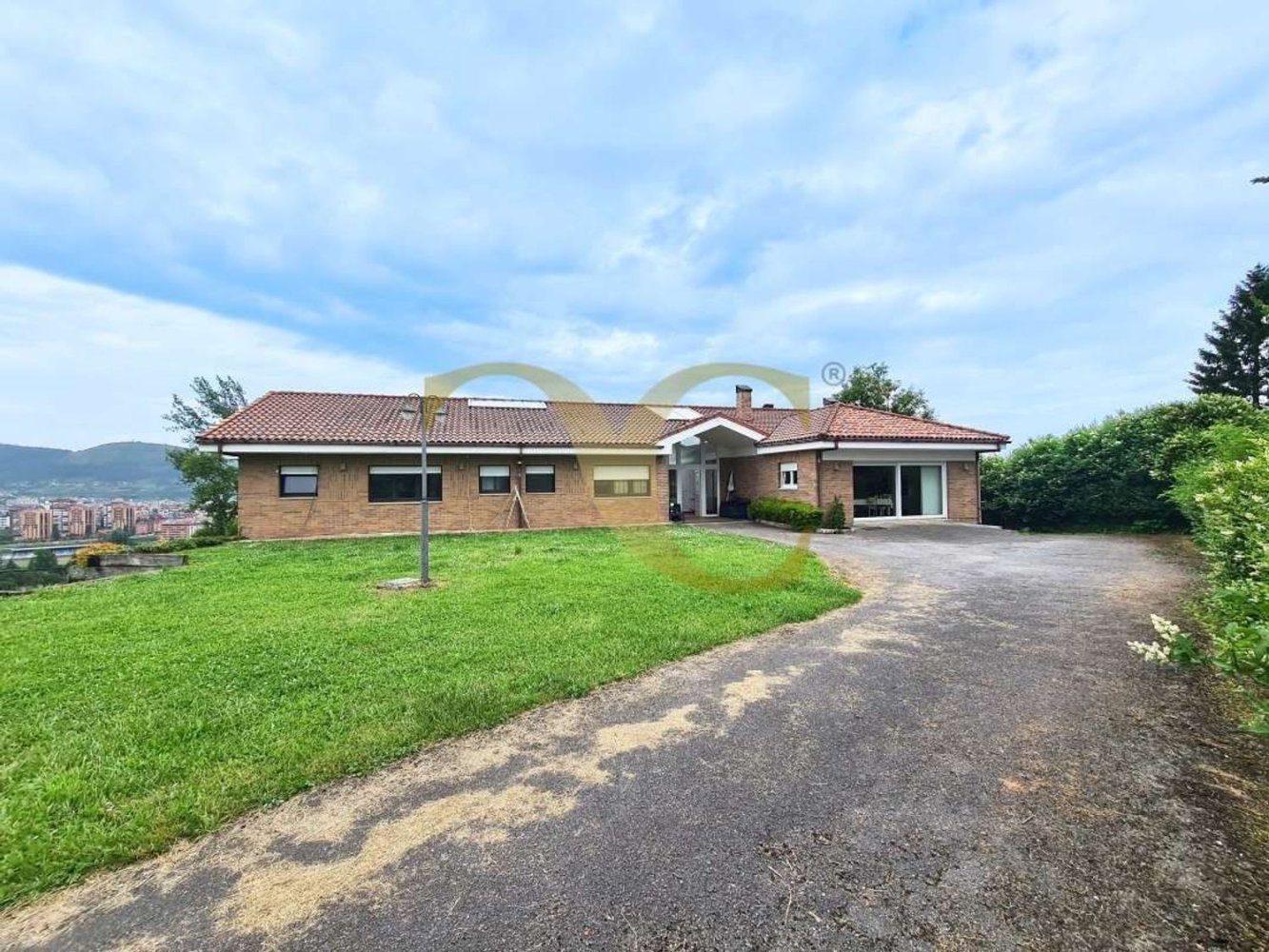 5 غرف نوم منزل في Oviedo, Spain رقم 165403