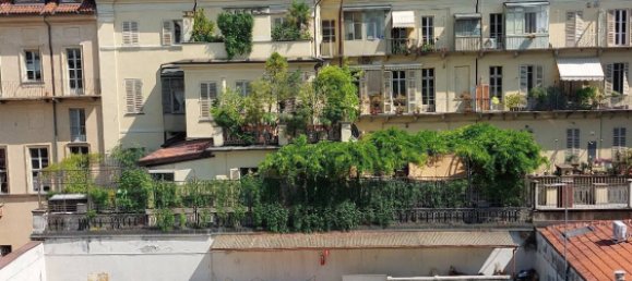 2 bedrooms Apartment in Turin, Italy No. 371596 8