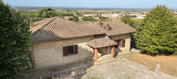 12 rooms Villa in Cortona, Italy No. 54138 9