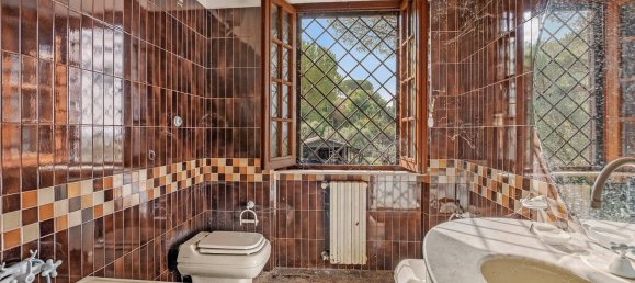 12 rooms Villa in Cortona, Italy No. 54138 22