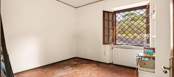 12 rooms Villa in Cortona, Italy No. 54138 24