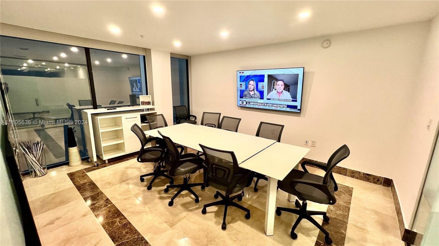 Office for rent in Miami, Miami-Dade, Florida, USA № 614019
