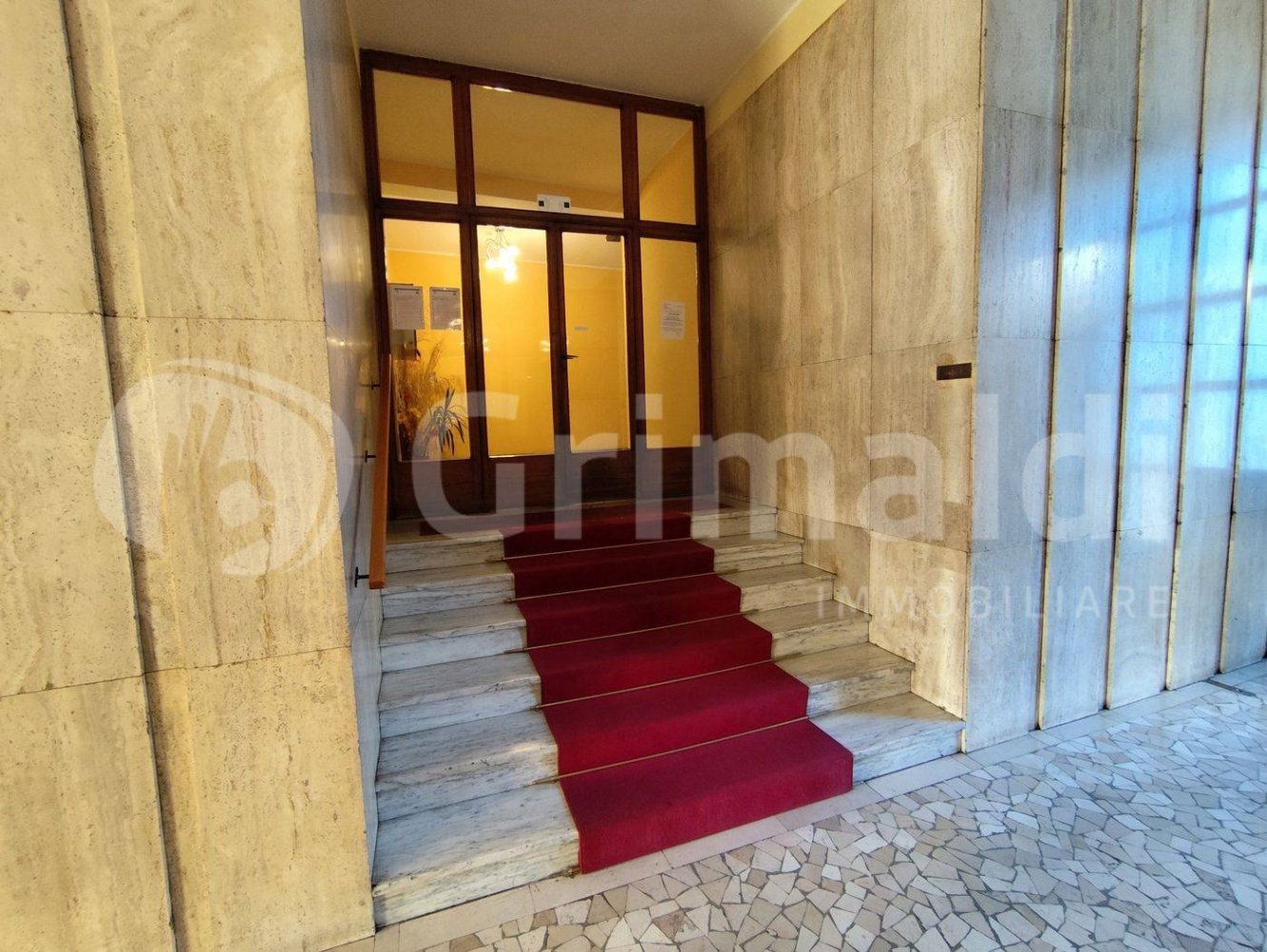 2 Schlafzimmer Wohnung in Milan, Italy, Nr. 355102