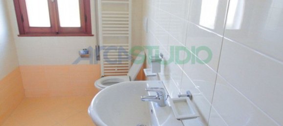 5 bedrooms Apartment in Veggiano, Italy No. 339803 22