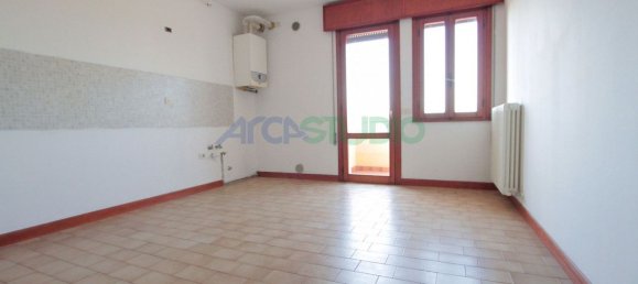5 bedrooms Apartment in Veggiano, Italy No. 339803 3