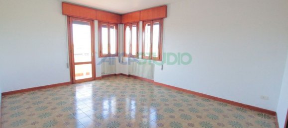 5 bedrooms Apartment in Veggiano, Italy No. 339803 32