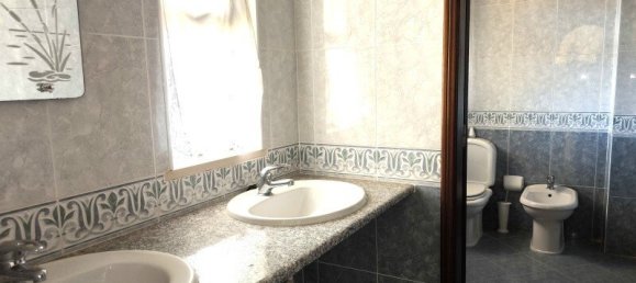 4 Schlafzimmer Haus in Quelfes, Portugal, Nr. 128268 3