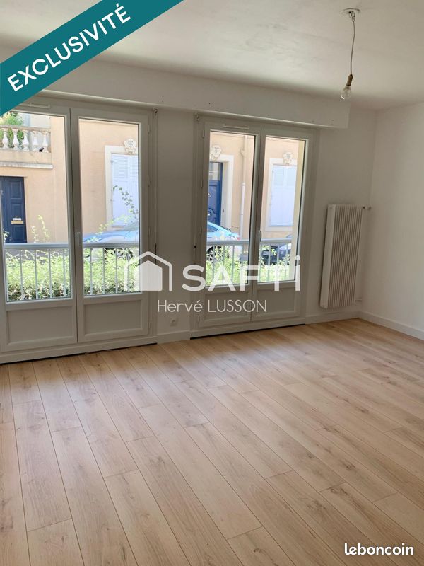 2 bedrooms Apartment in Le Mans, France No. 342047