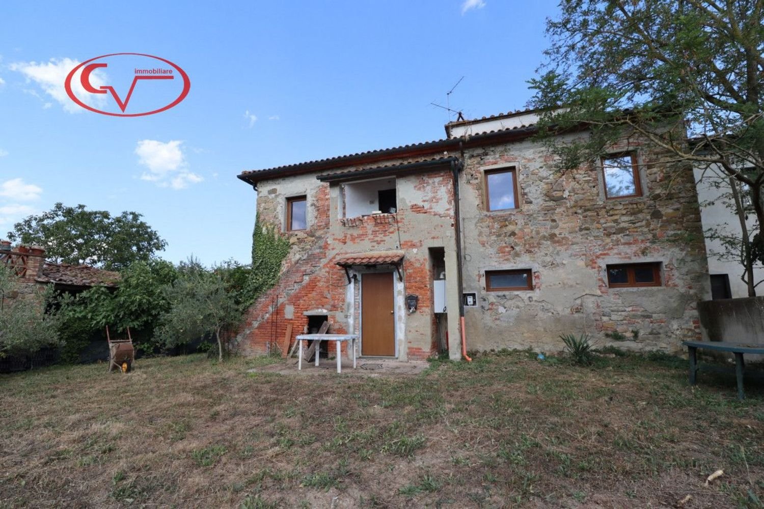 4-salle Maison à Laterina Pergine Valdarno, Italy No. 147039