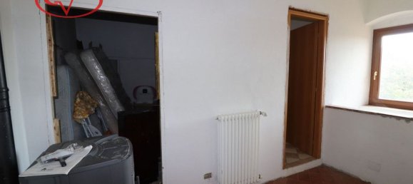 4-salle Maison à Laterina Pergine Valdarno, Italy No. 147039 16