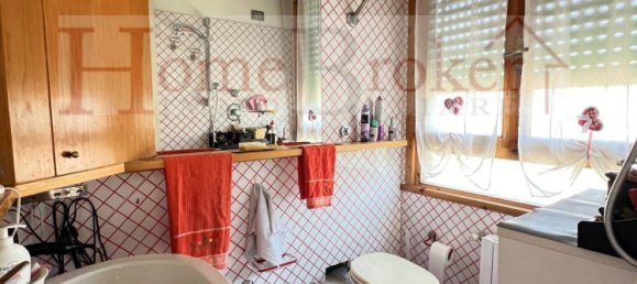 2 bedrooms Apartment in Florence, Italy No. 283287 9