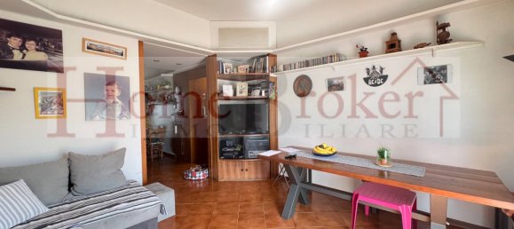 2 bedrooms Apartment in Florence, Italy No. 283287 3