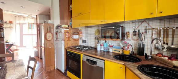 2 bedrooms Apartment in Florence, Italy No. 283287 4