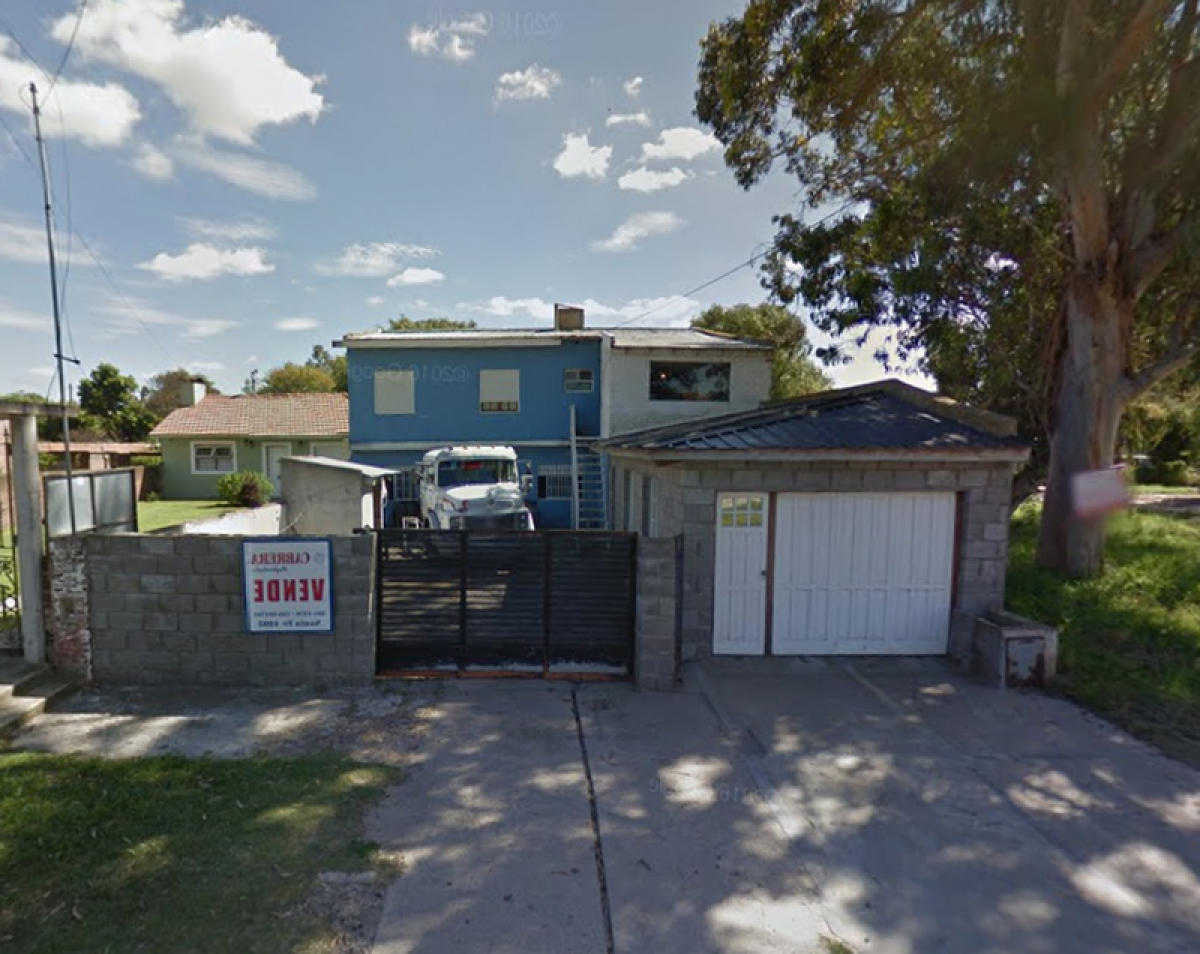 2 bedrooms House in Mar del Plata, Argentina No. 87068